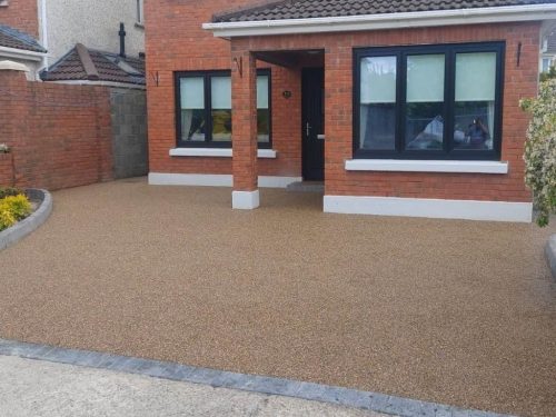 Resin Installation on a driveway in Athlone